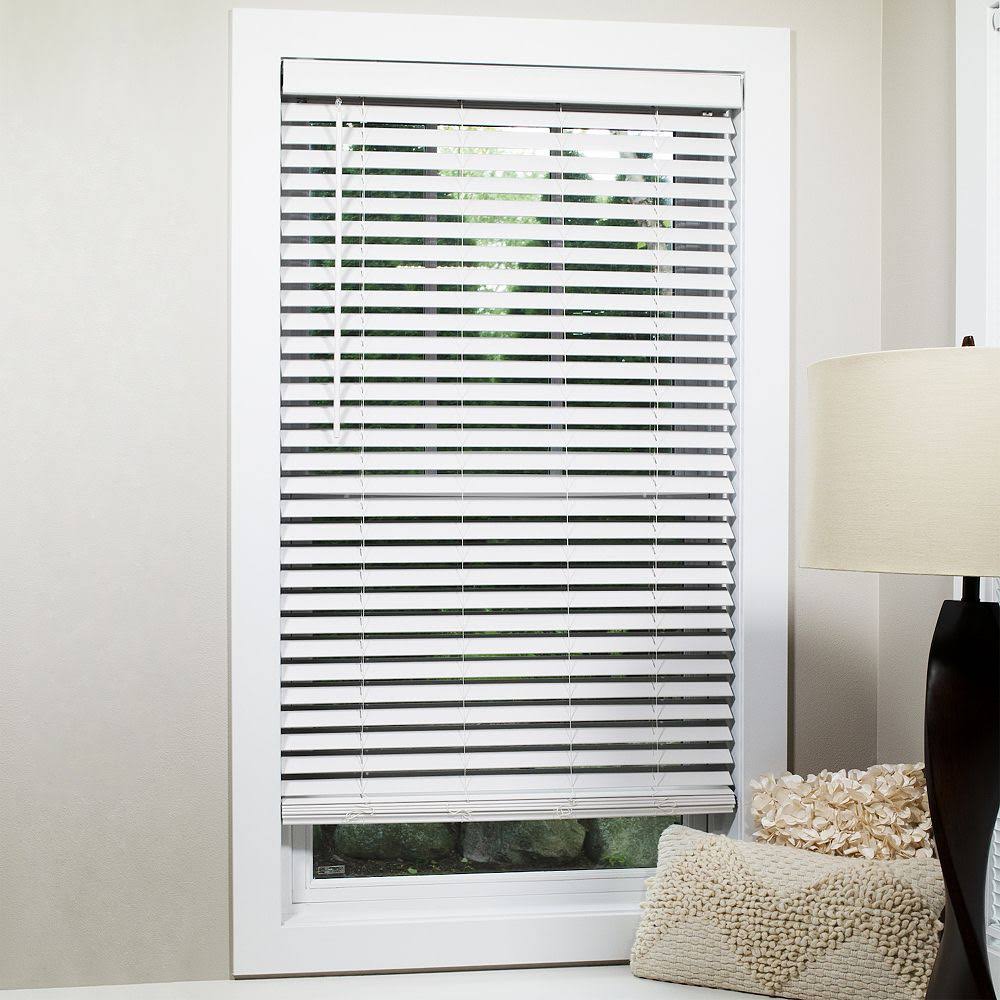 White Cordless Flat Slat Blind C82100