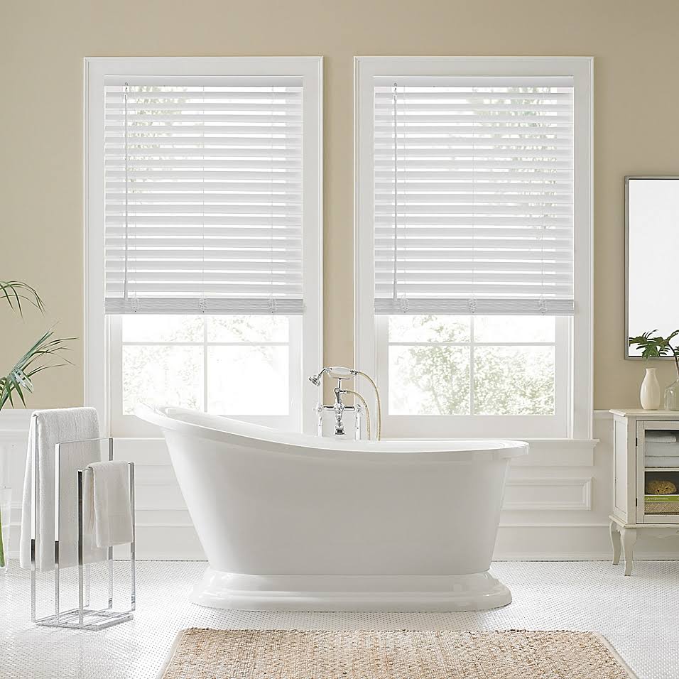 Faux Wood Cordless Shade in White W4168