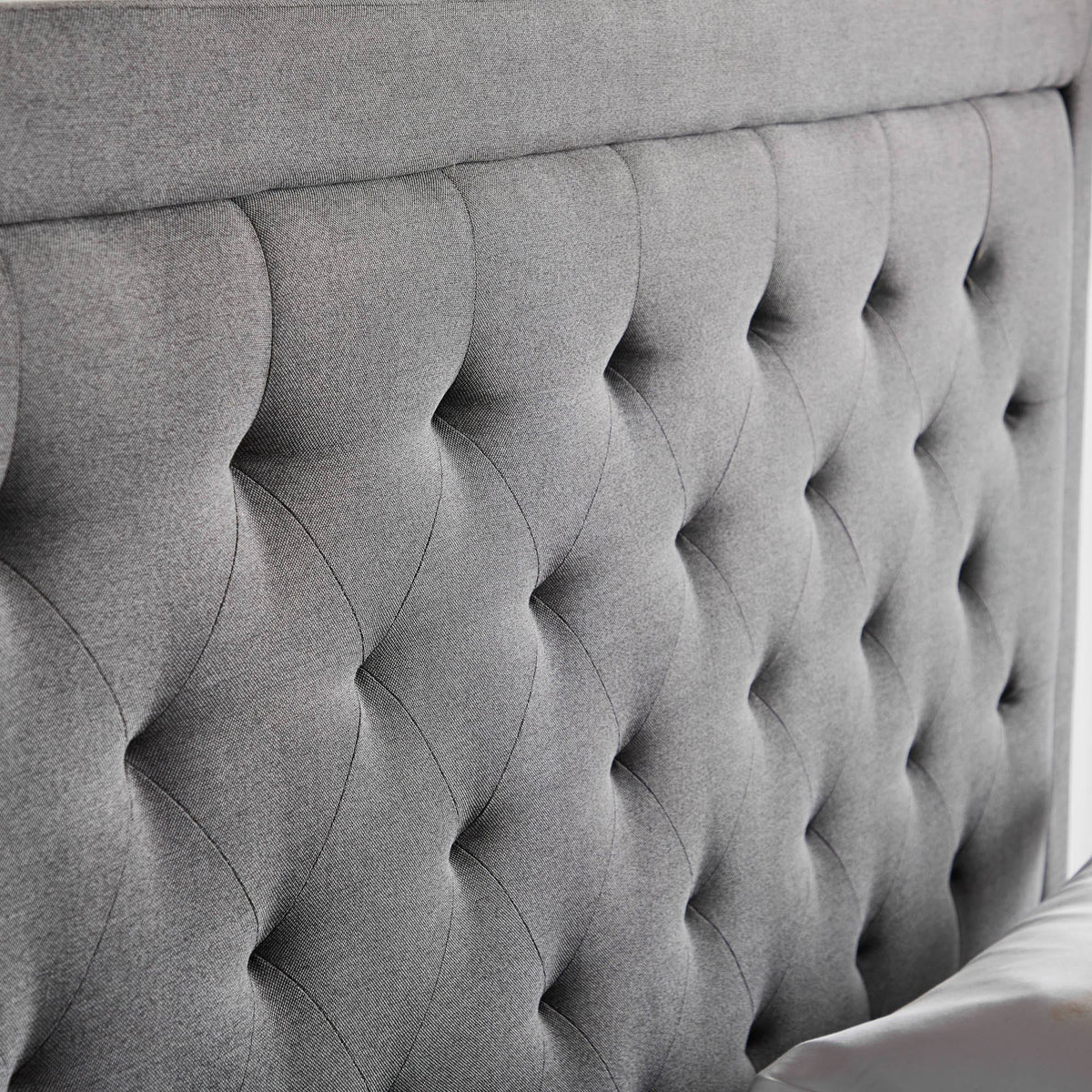 Queen Headboard O295497