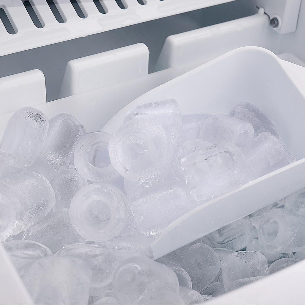 Black Portable Ice Maker Machine W9145