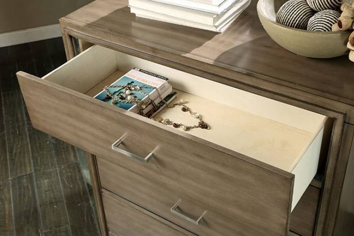 Queen Bed W634630