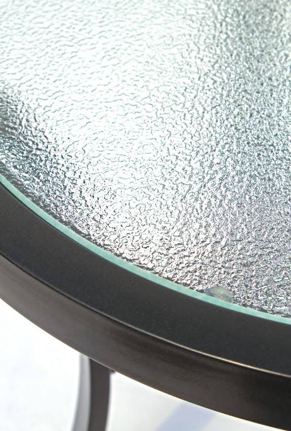 Round Glass Top Table S533