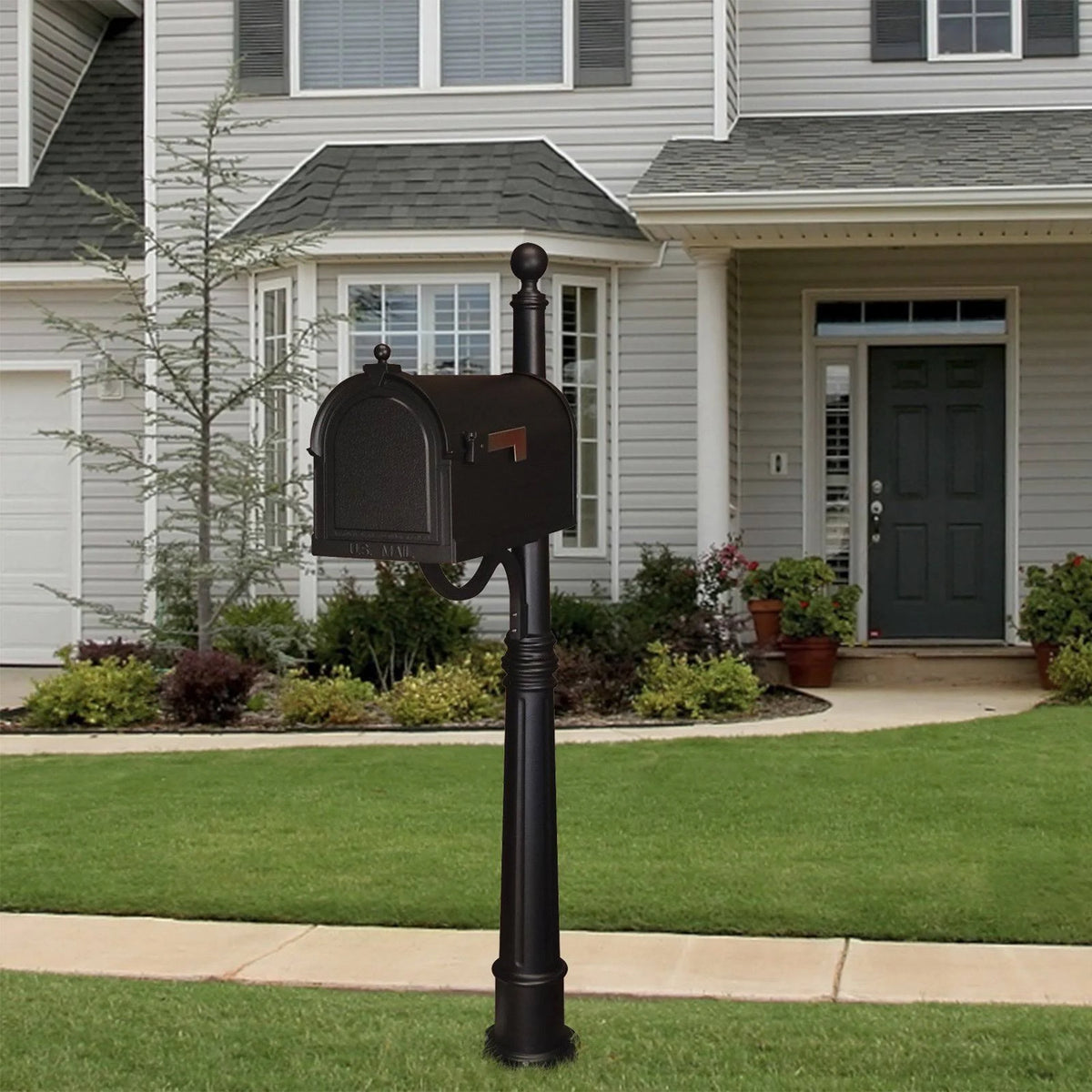 Curbside Mailbox with Ashland Mailbox Post Unit K17986