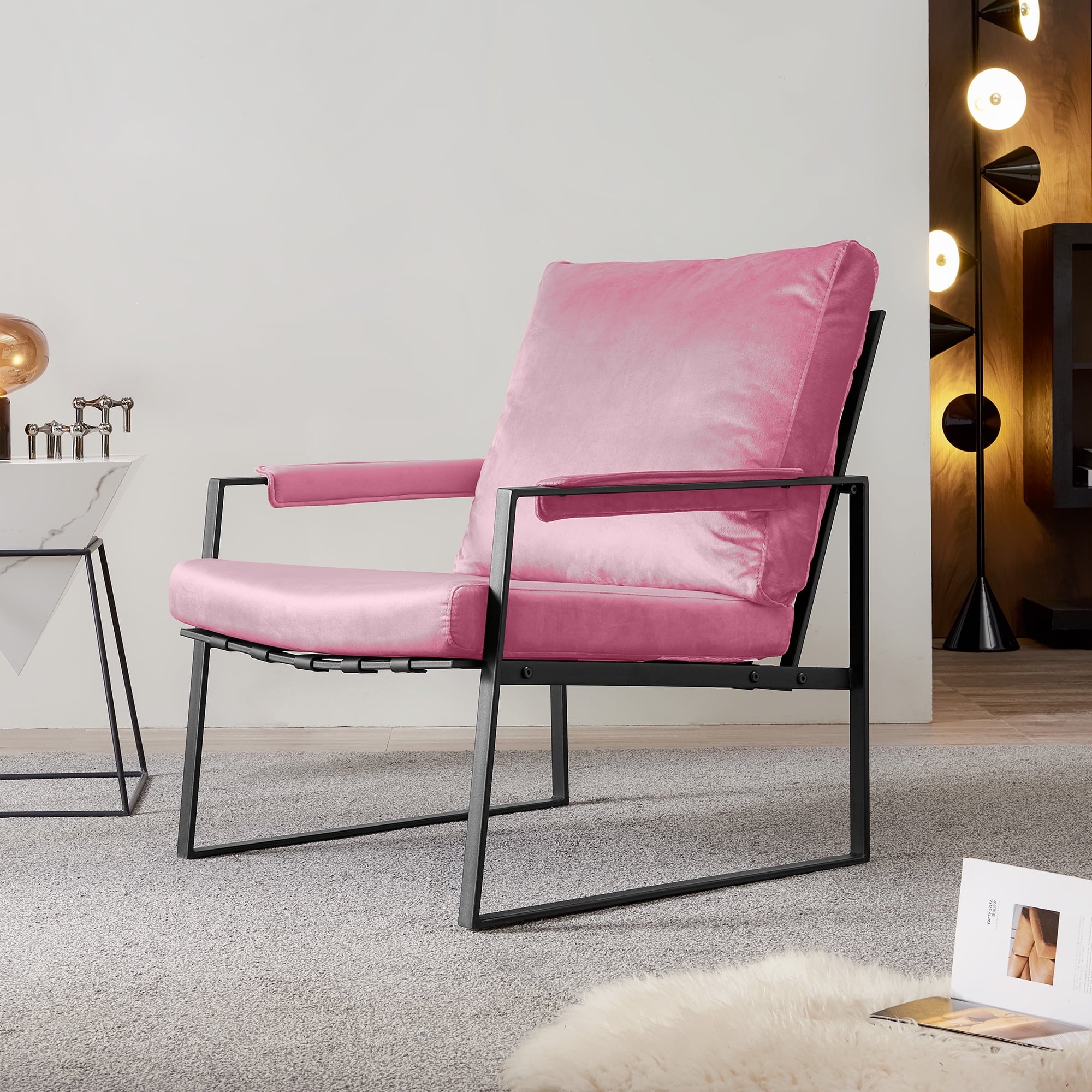Velvet Single Arms Chair I81508