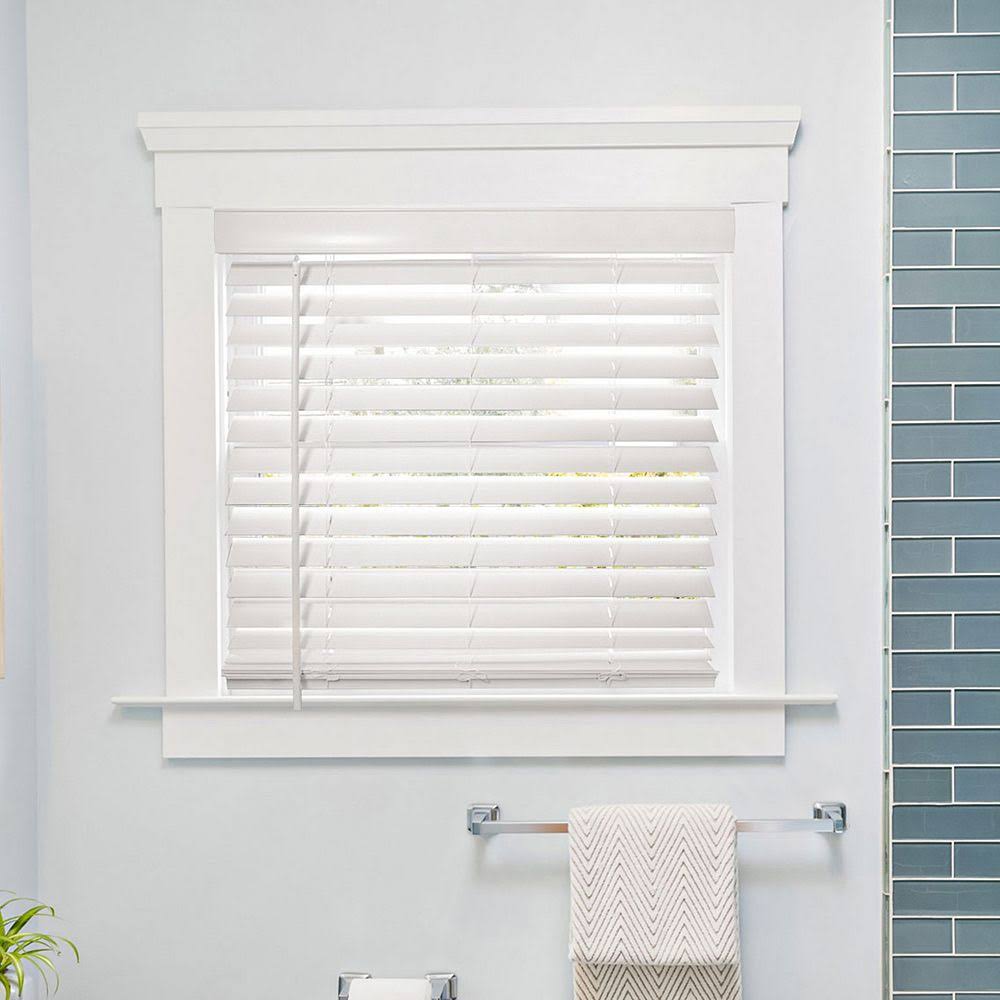 Cordless Faux Wood Blind W952