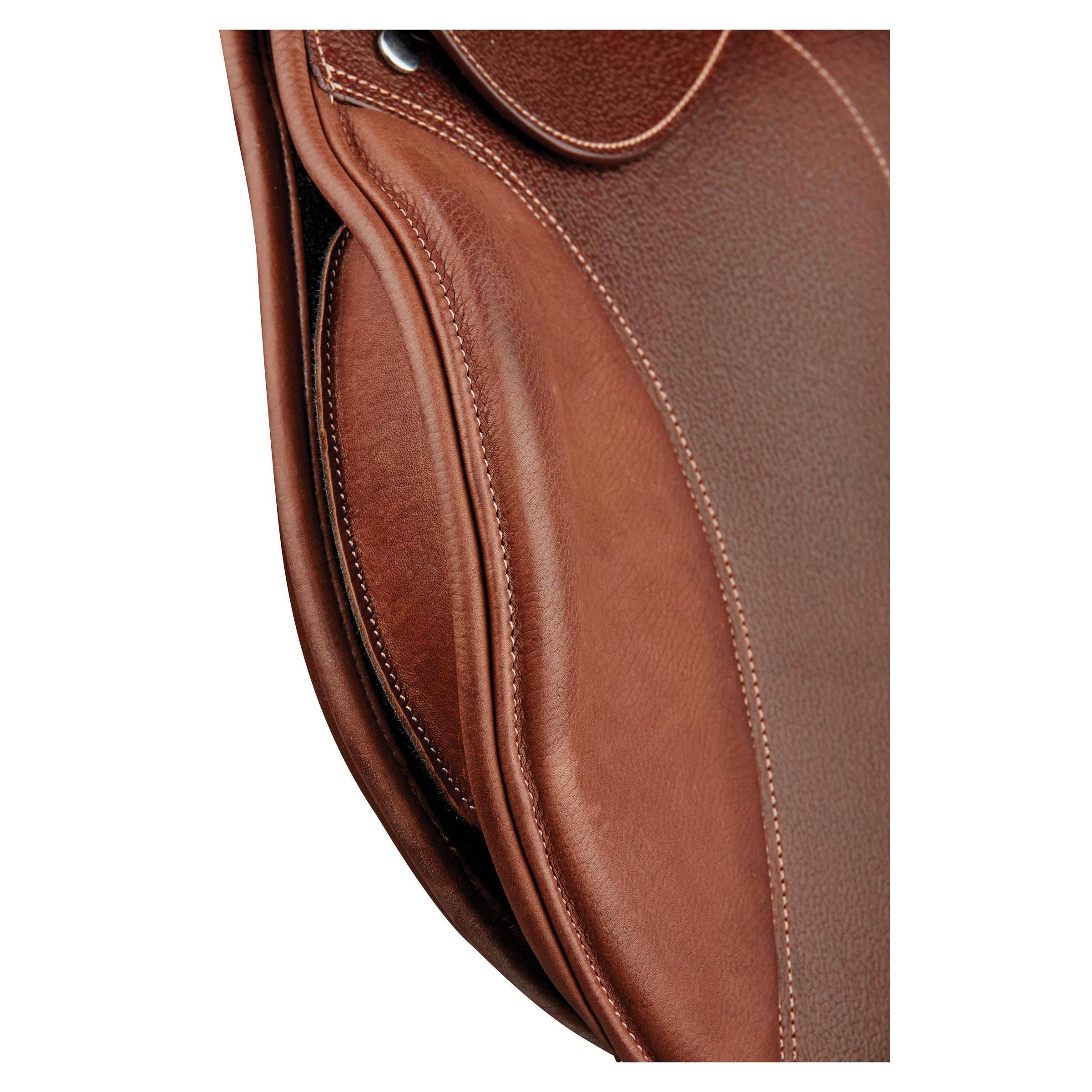 Brown Close Contact Saddle N672