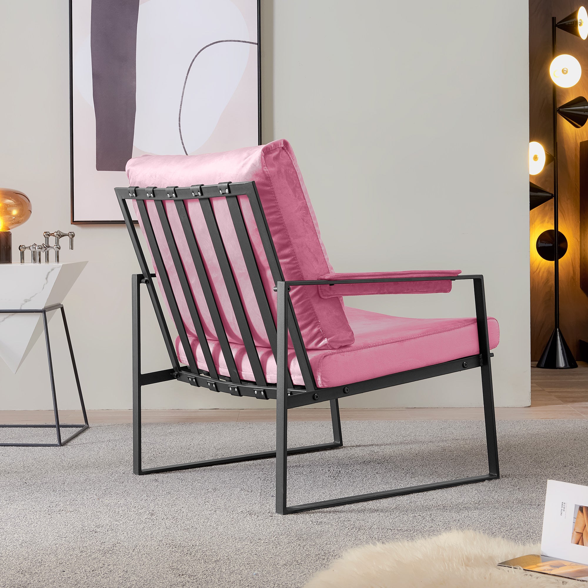 Velvet Single Arms Chair I81508