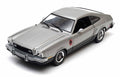 1/18 Scale Diecast Model Car J497733